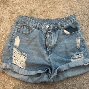 Mom Jean shorts